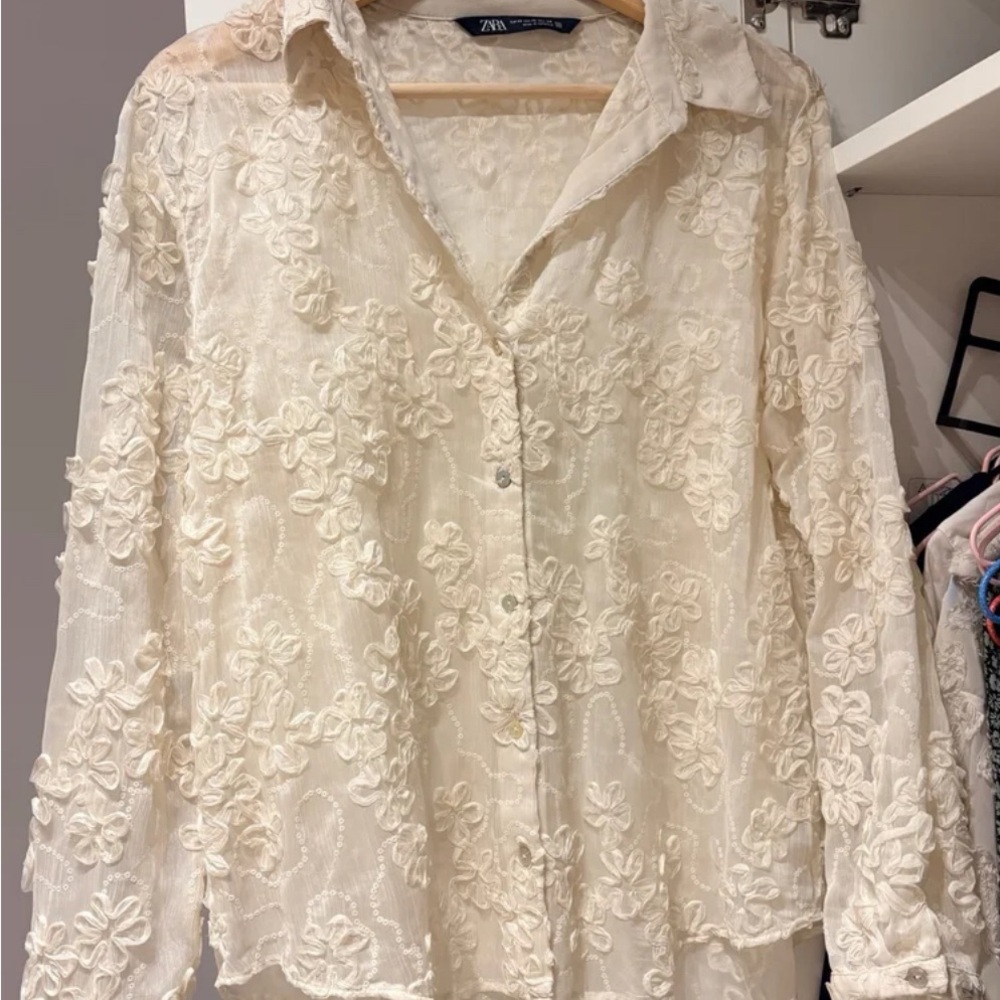 Zara Ivory Floral Embroidered Blouse